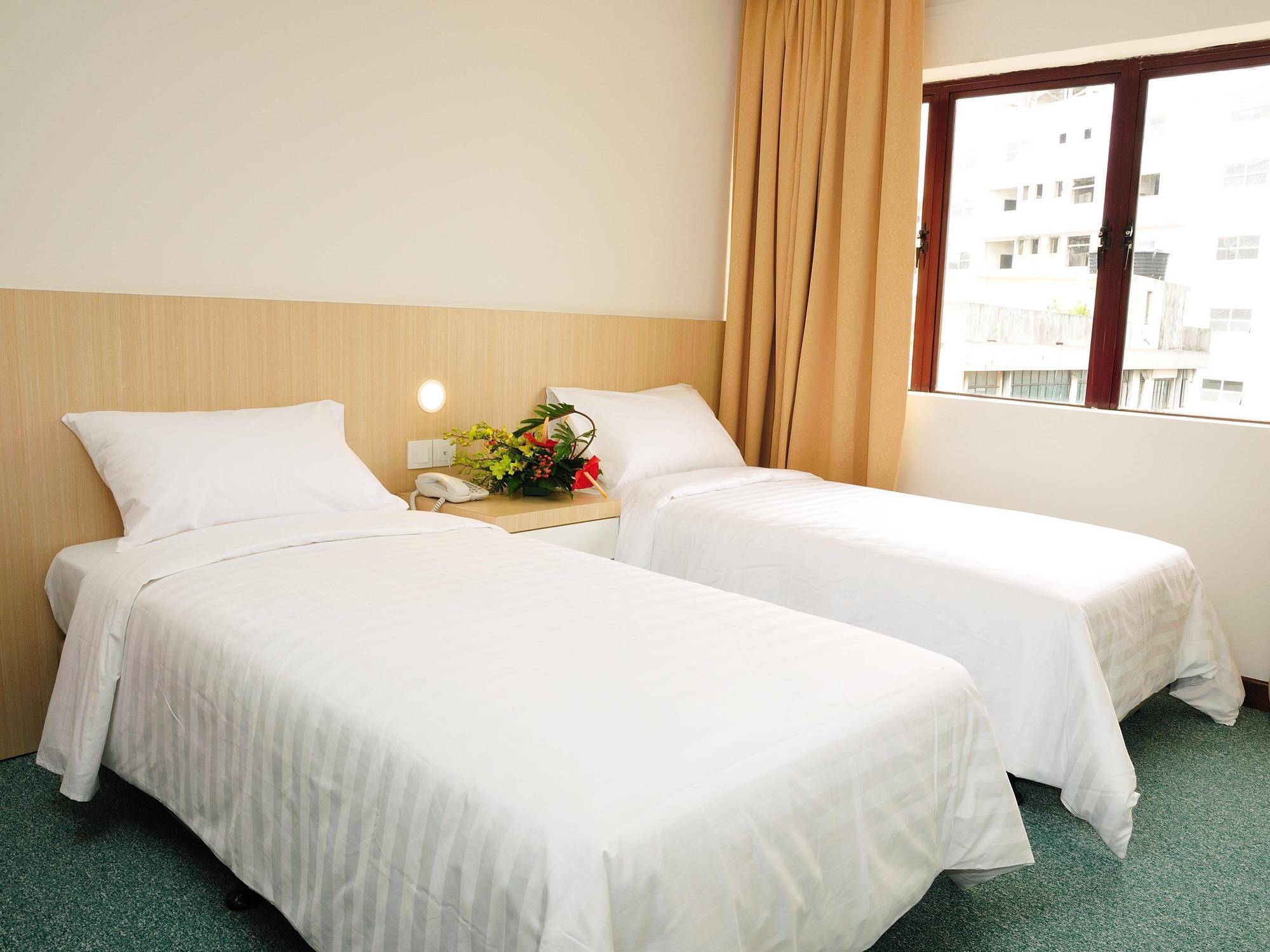 Phoenix Hotel - Kuala Lumpur — Photos 2
